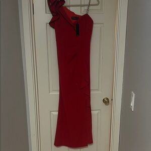 Chic One-Shoulder Red Dress